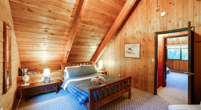 Mt. Baker Lodging Cabin 22 – WiFi, Pets OK, Sleeps 8! by MBL, Prenota Hotel Warnick Stati Uniti