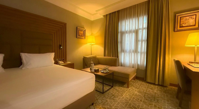 Crown Town Hotel