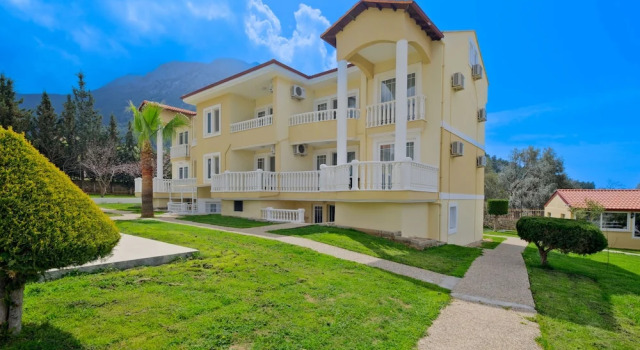 Gold Lion Apart Hotel