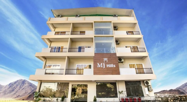 Mj Hills By Opulence Hotels, Забронировать Отель Отели Ришикеш с парковкой, Парковка