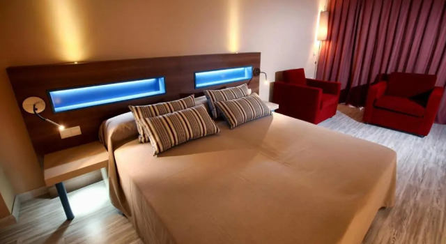 Двухместный номер с видом на море Hotel Allon Mediterrania