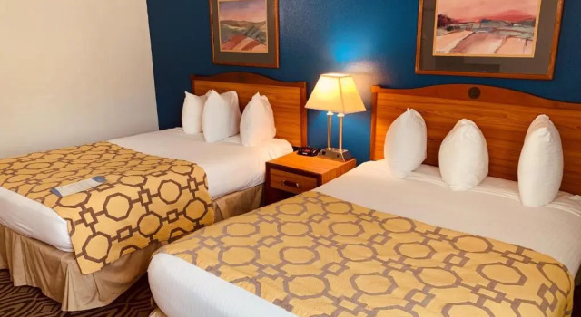 Четырёхместный номер Standard Comfort Inn Conroe