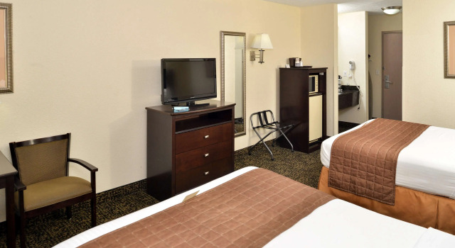 Четырёхместный люкс Best Western Elyria