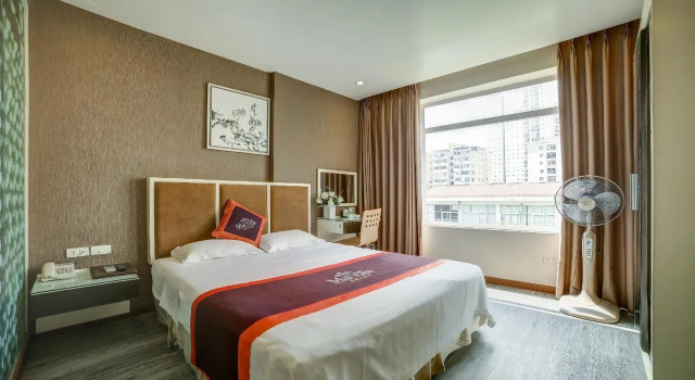 Gala Hotel 2