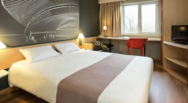 Номер Standard ibis Liège Seraing