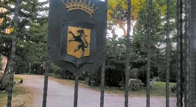Palazzo 100 finestre Suite D'Annunzio