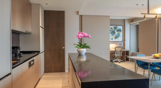 Standardní podkrovní apartmá pokoj 1 ložnice Pan Pacific Serviced Suites Orchard
