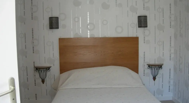 Двухместный номер Comfort Logis Hôtel Au Moyne de Saire