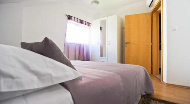 Apartmani ROKO
