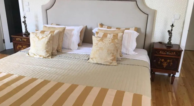 Chiado 4-Bedroom Flat