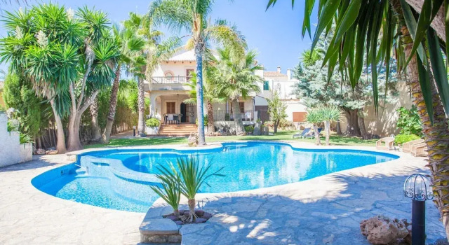 Вилла Can Gual in Inca With 4 Bedrooms and 3 Bathrooms