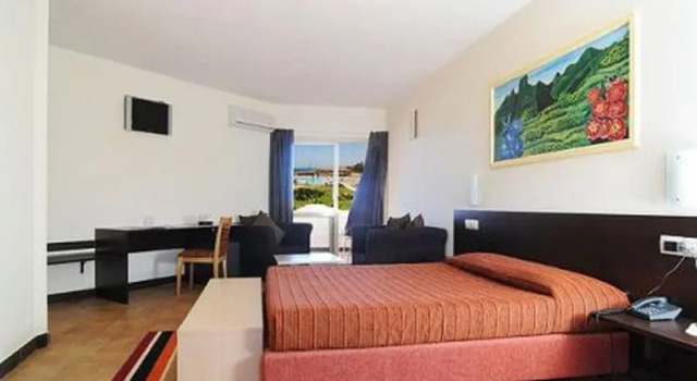 Номер Standard Hotel Santantao Art Resort