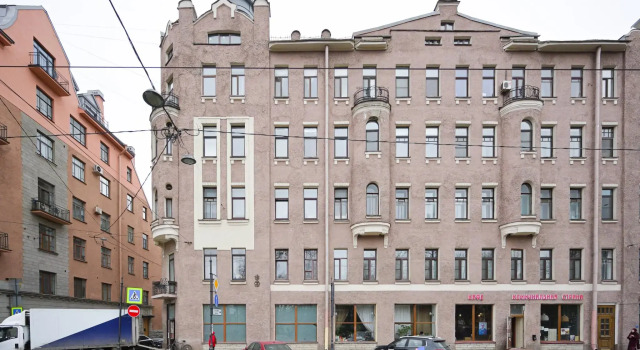 1912 в Татарском переулке, Забронировать Апартаменты/квартира Отели Санкт-Петербурга с парковкой, рядом с Стрелка Васильевского острова, Парковка