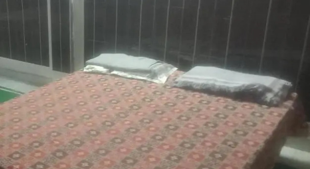 Кровать в общем номере Hotel Rajpal Guest House