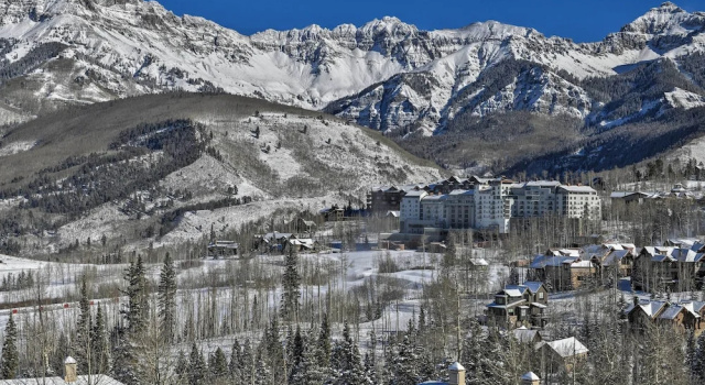 Апартаменты с 4 комнатами с балконом Luxurious Ski-in/ski-out Telluride Mountain Escape