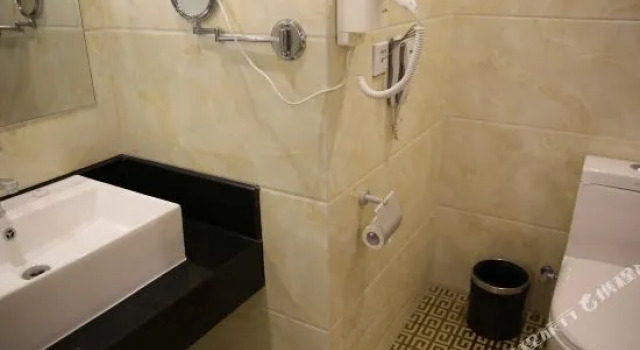 Yilong Ruiyun Hotel (Jinan Shanghe Fumin Road Baida Shopping Plaza), Prenota Hotel Shanghe Shandong
