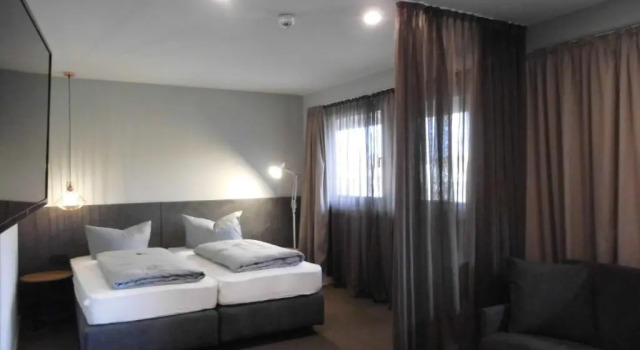 Трёхместный номер Premium ARRIVEL Hotel Kirchheim - bisher Novitel