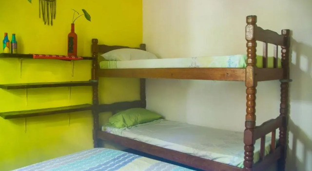 Четырёхместный номер Economy Macondo Hostel