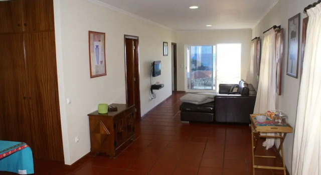 Waterfront View, Buchen Sie Ferienhaus Villen in Terceira, Villa