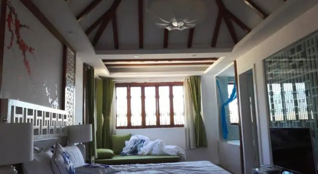Lijiang Nagelan Inn, Забронировать Отель Отели Лицзян с парковкой, рядом с Zhongyi Market, Парковка