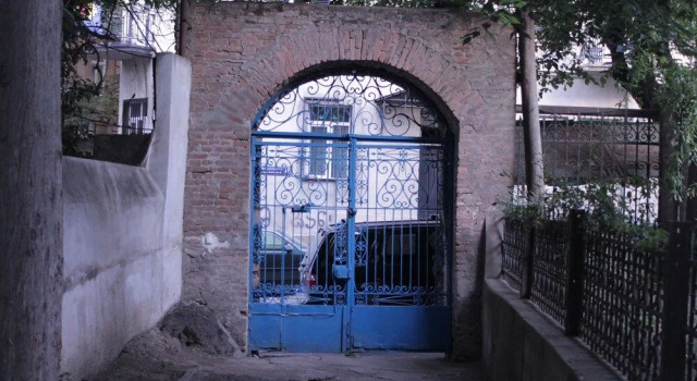 Mekos Hostel, Забронировать Хостел Вера Тбилиси, рядом с Концертный зал Тбилиси