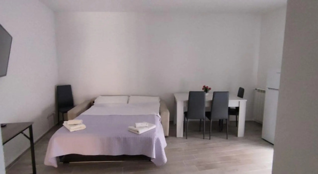 Diamond Apartment - Beautiful apartment with double bed and sofa bed-Diamond Apartment