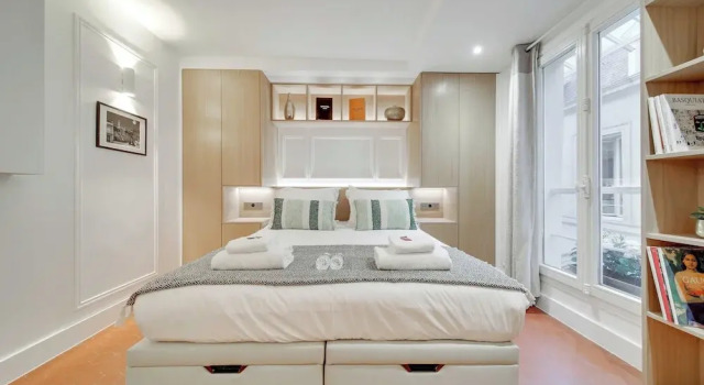 Апартаменты Amazing Historical Parisien Flat Next TO Louvre Area ! - 3