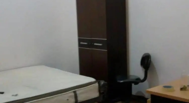 Camera Standard Kost Harian 86