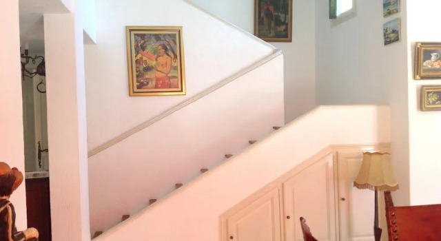 House With 4 Bedrooms in La Gaude, With Wonderful Mountain View, Priva