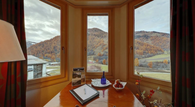 Двухместный номер Superior с балконом Hotel Schweizerhof Sta Maria
