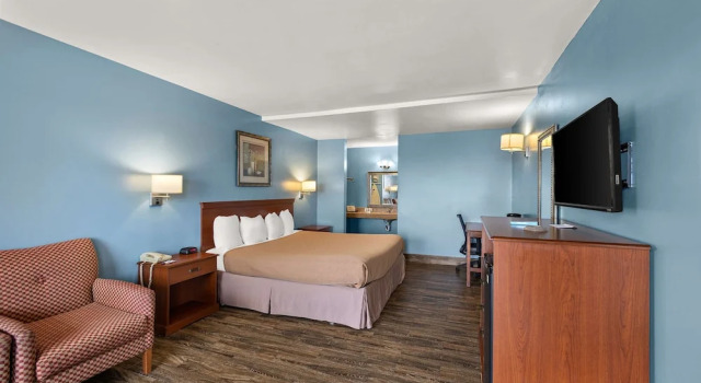 Двухместный номер Standard с балконом Americas Best Value Inn Celina