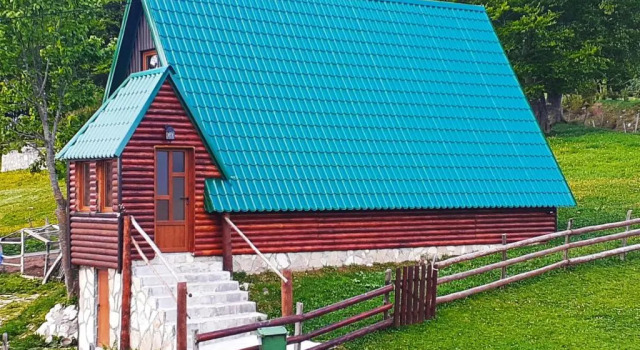 Family Farm Apartments