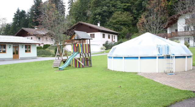 Apartment in Krispl Near Ski Slopes, Book Apartment Hotels in Gaissau with Parking, Parking