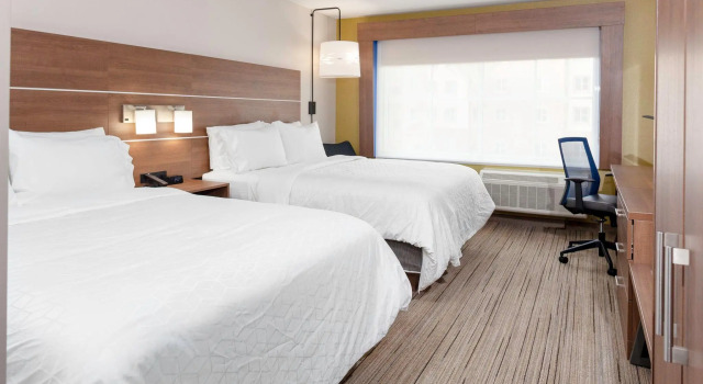 Четырёхместный номер Standard Holiday Inn Express & Suites Phoenix East - Gilbert by IHG