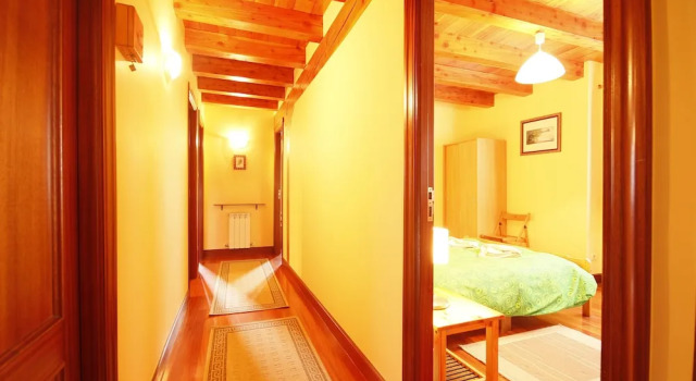 Casa Rural Astobieta, Rezerwuj Hotel Hotele w Baskonia z parkingiem, Parking