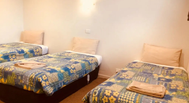 Номер Standard Ambassador Motor Inn