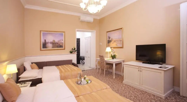 Номер Superior Booking Rooms