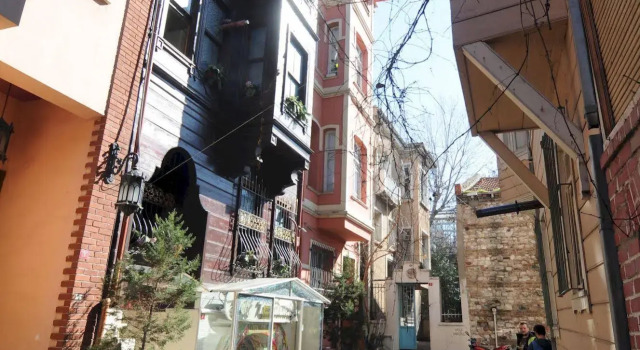 Cafe Halic & Guesthouse, Забронировать Отель Фатих Стамбул, рядом с Библиотека Стамбульского университета