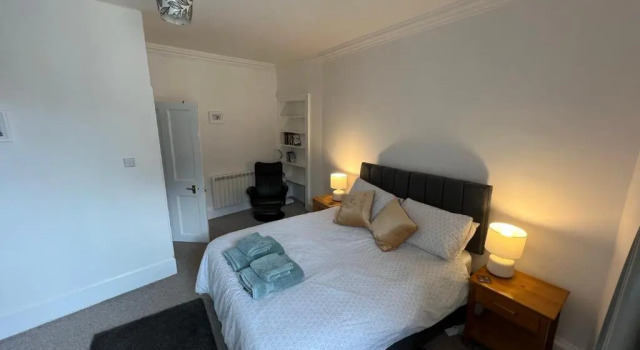 Stylish 2nd Floor Georgian 1 Bedroom Apartment