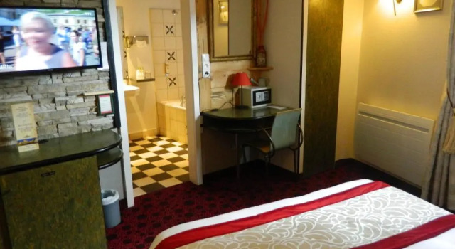 Двухместный номер Standard LHostellerie du Château
