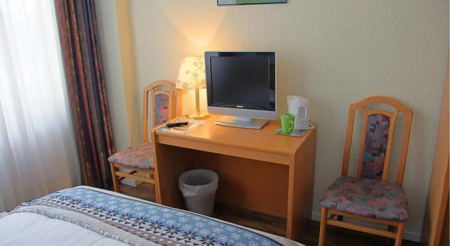 Номер Comfort Hotel Columbia Berlin am Platz der Luftbrücke
