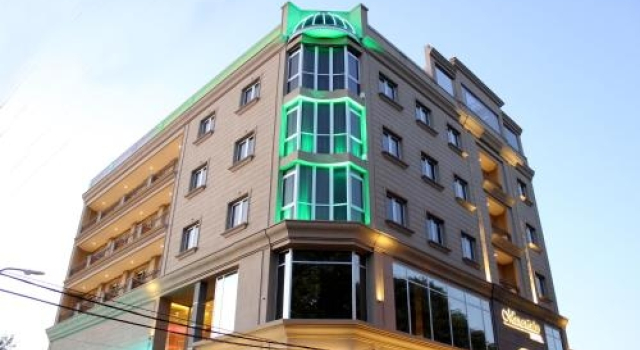 Manantiales Mercedes, Забронировать Отель Мерседес Esteros del Iberá