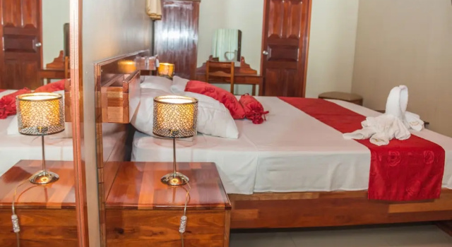 Полулюкс Hotel Golden Star