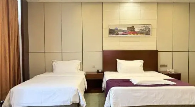 Standardowy rodzinny pokój Relteem Hotel
