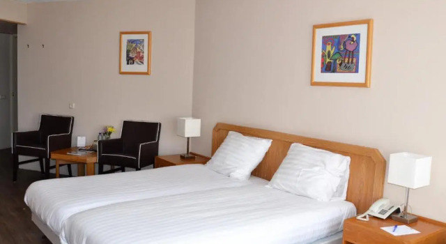 Трёхместный номер Standard Fletcher Hotel Restaurant Carlton
