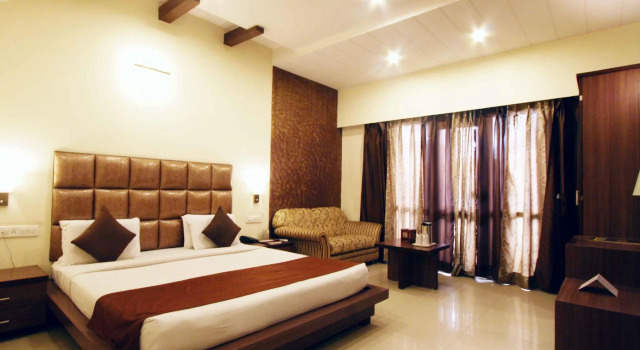 Royal Residency Hotel