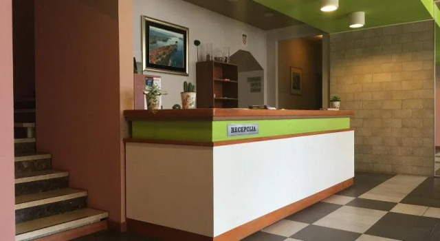 Hotel Dubravka, Забронировать Отель Отели Башка-Вода 3 звезды, рядом с Памятник Св. Николаю, 3*