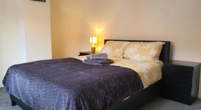 Коттедж Contractors, City Centre, Parking, 3 Double Rooms, Netflix, Cosy