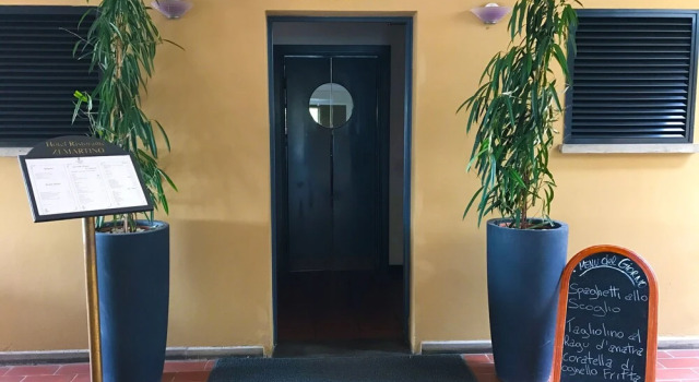 Hotel Zì Martino, Забронировать Отель Отели Кастаньето-Кардуччи с парковкой, Парковка