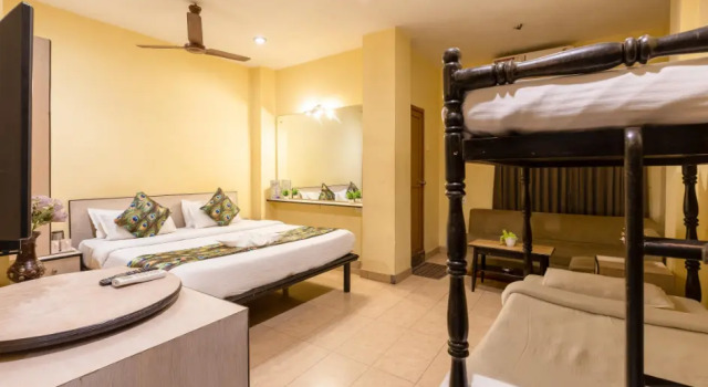 MAYUR HOTEL (Pure Vegetarian Chain) since 1974